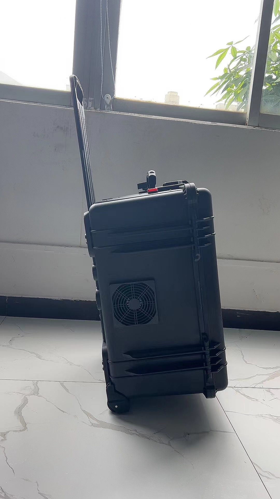 乡城手拉箱型移动通信干扰器